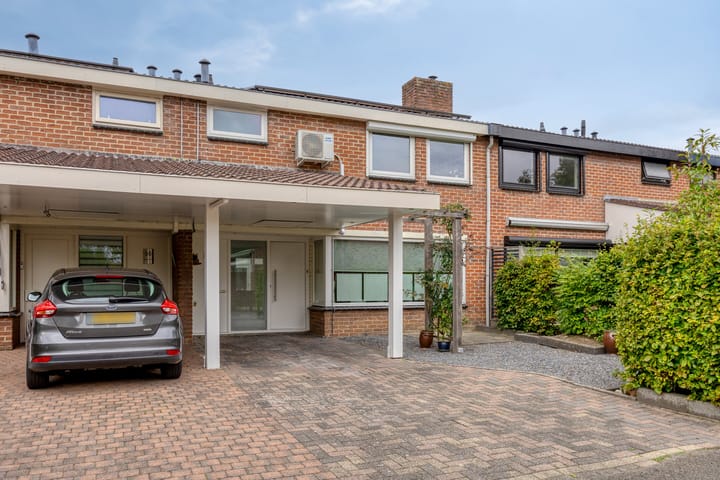 Jan van Galenstraat 68 in Terneuzen