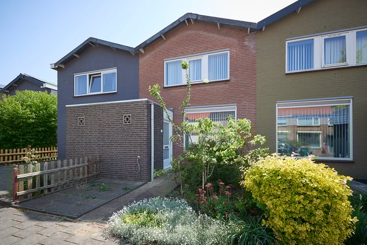Photo of property Jan van Rompustraat 20, Terneuzen