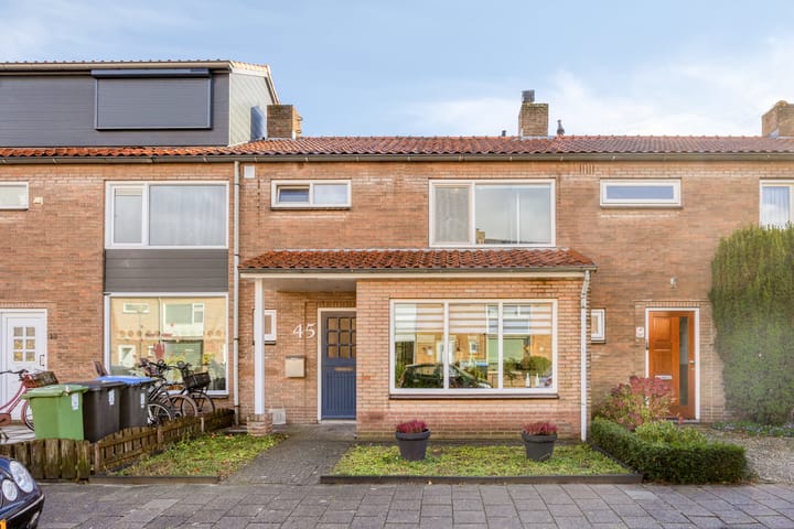 Jan van Ruusbroeckstraat 45 in Vught
