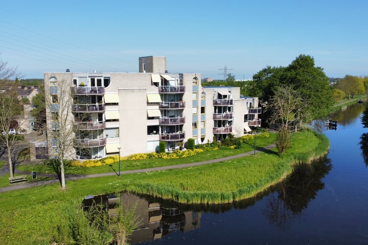 Jan van Ruusbroeclaan 19 in Oegstgeest