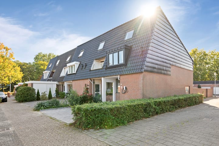Jane Addamsstraat 12 in Hoofddorp