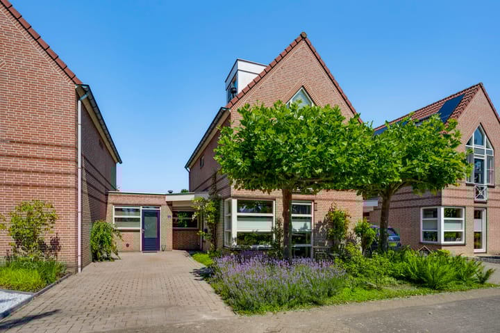 Jankushofstraat 16 in Weert photo