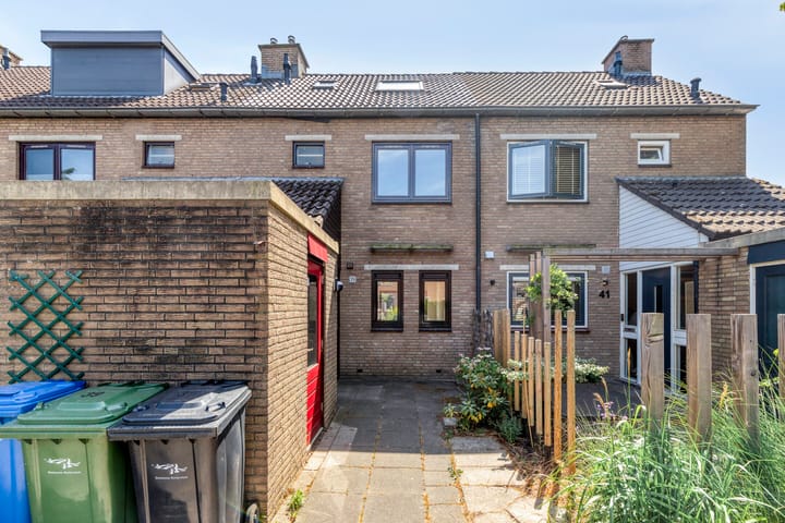 Janswaal 39 in Hoogvliet Rotterdam foto