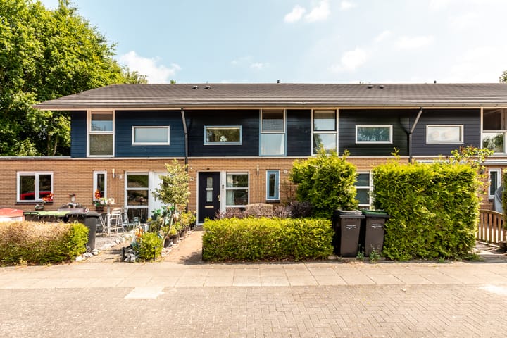Januaristraat 26 in Almere
