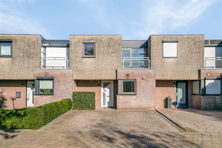 Photo of property Jasmijnberg 3, Roosendaal