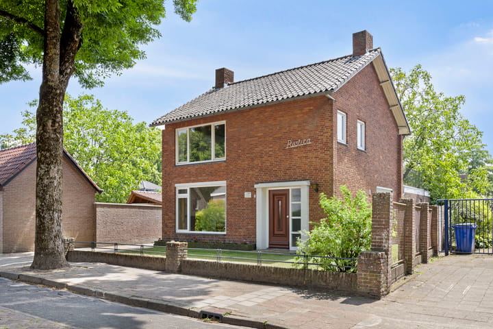 Photo of property Jaspersstraat 1, Veldhoven