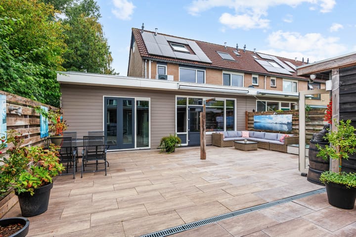Photo of property Jensemaheerd 84, Groningen