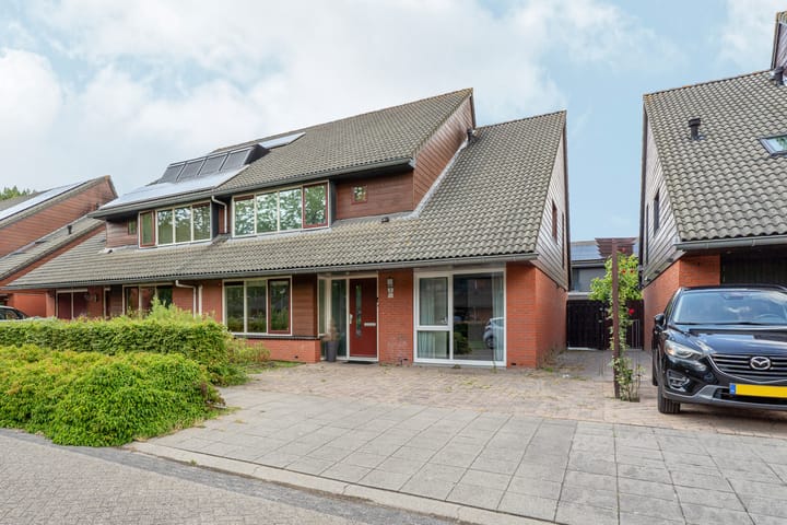 Jeroen Boschplantsoen 9 in Almere photo