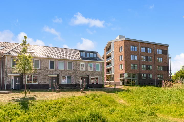 Photo of property Jeronimus Cooymansstraat 38, Heemskerk