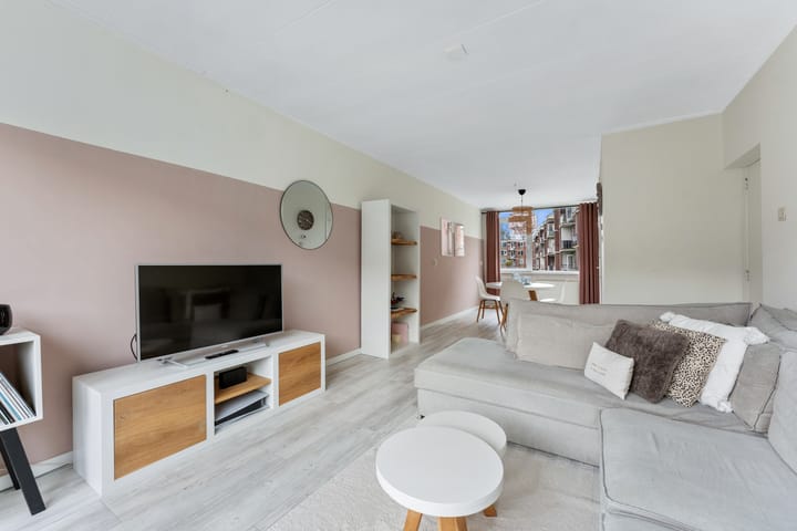 Photo of property Jhr. De Savornin Lohmanstraat 20, Ridderkerk