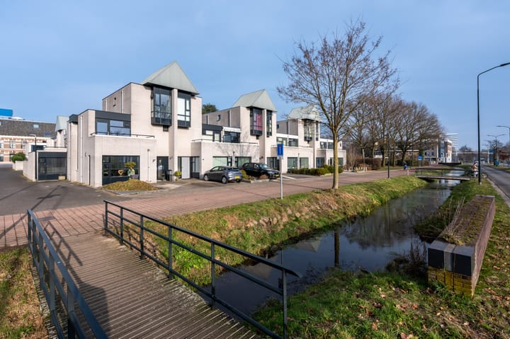 Photo of property Jo de Grootstraat 7, Apeldoorn