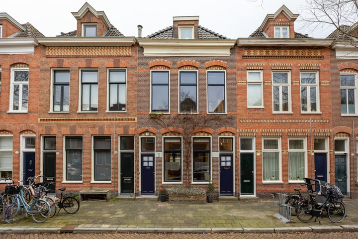 Joachim Altinghstraat 14 in Groningen