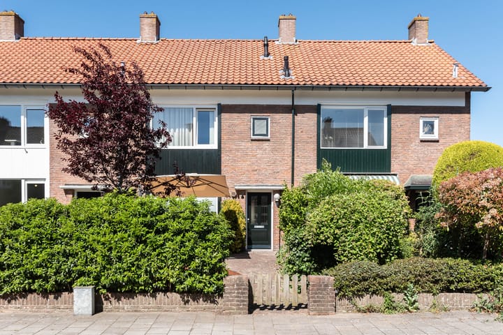 Joan Maetsuykerlaan 26 in Haarlem foto
