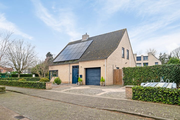 Photo of property Johan Bastingstraat 1, Koewacht