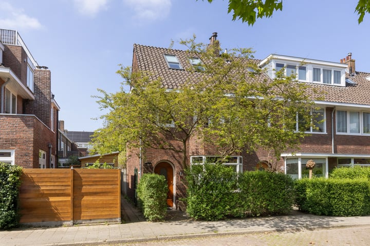 Johan de Meesterstraat 2 in Utrecht