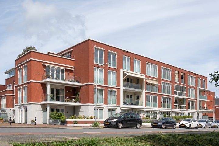 Photo of property Johan de Wittstraat 111, Wassenaar