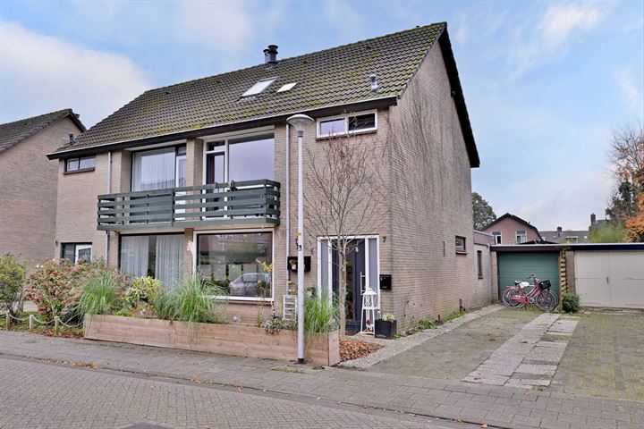 Johan de Wittstraat 7 in Olst