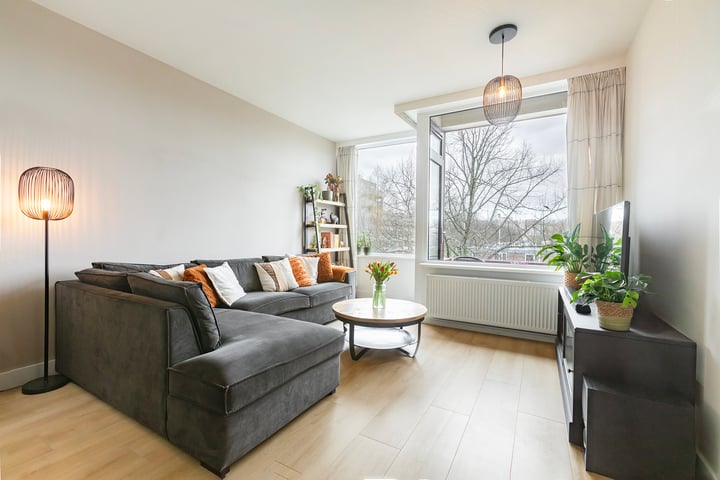 Photo of property Johan Huizingalaan 268-2, Amsterdam