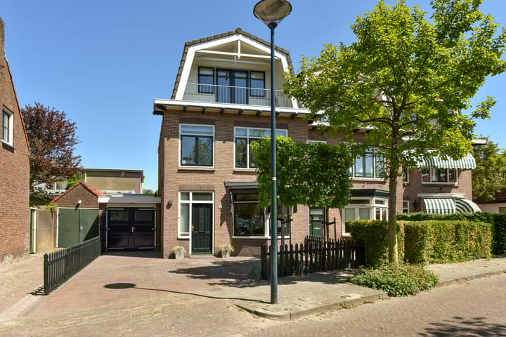 Foto van woning Johan Messchaertstraat 11, Hoorn