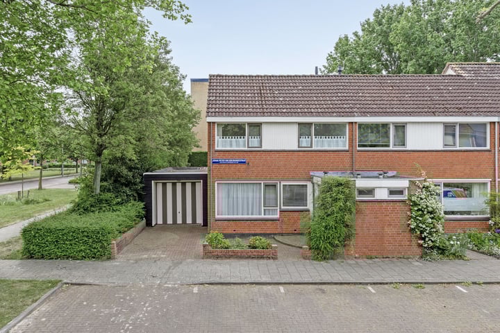 Johan Pieter van den Brandestraat 1 in Middelburg foto