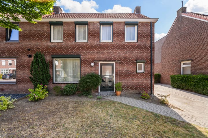 Johan van Hornestraat 8 in Weert