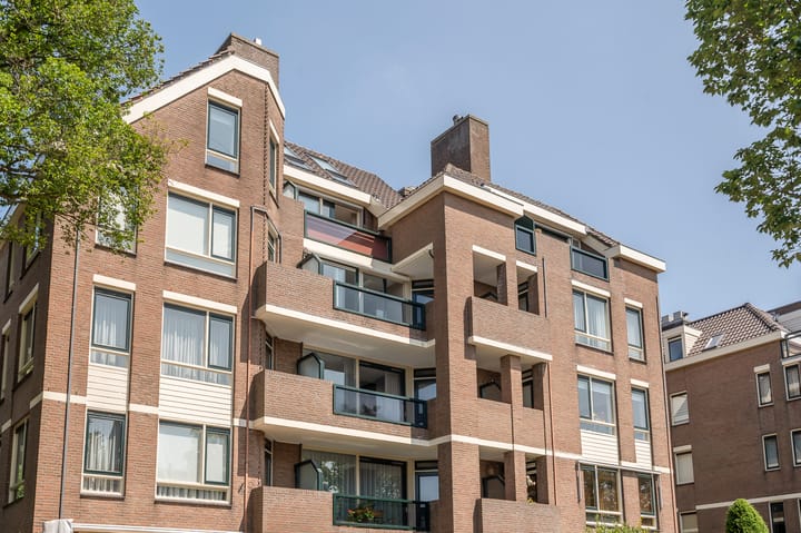Johan van Oldenbarneveltlaan 27G in 's-Gravenhage Foto