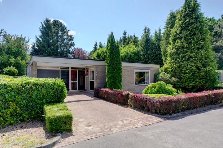Photo of property Johan Willem Frisolaan 42, Hoogezand