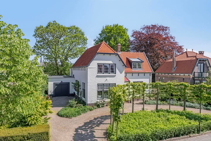 Johan Willem Frisostraat 11 in Krabbendijke