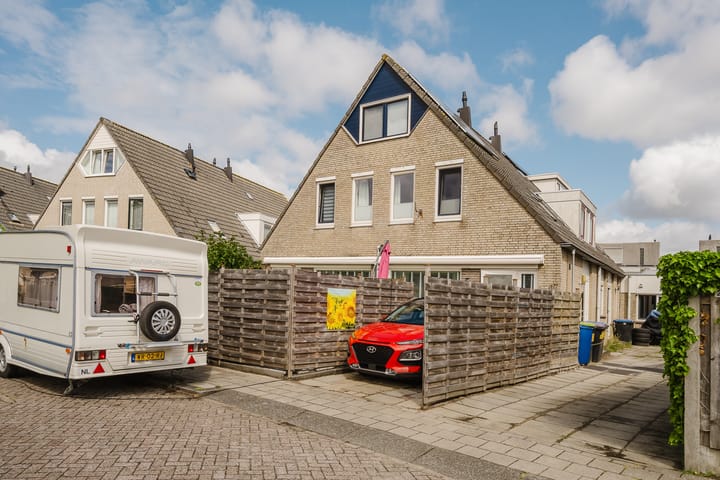 Johanna Engwirda-Agricolastraat 15 in Spijkenisse