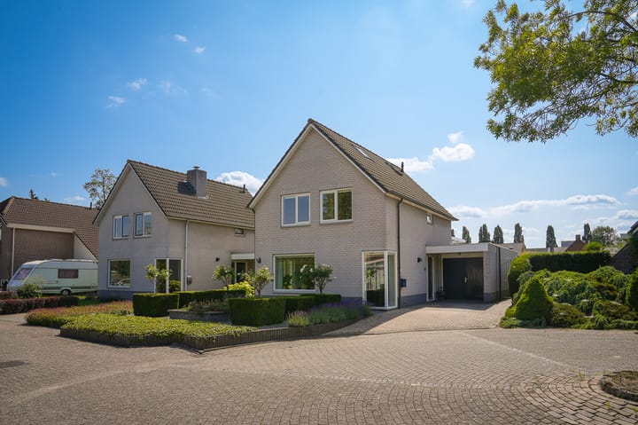Johanna van Beekstraat 24 in Beneden-Leeuwen