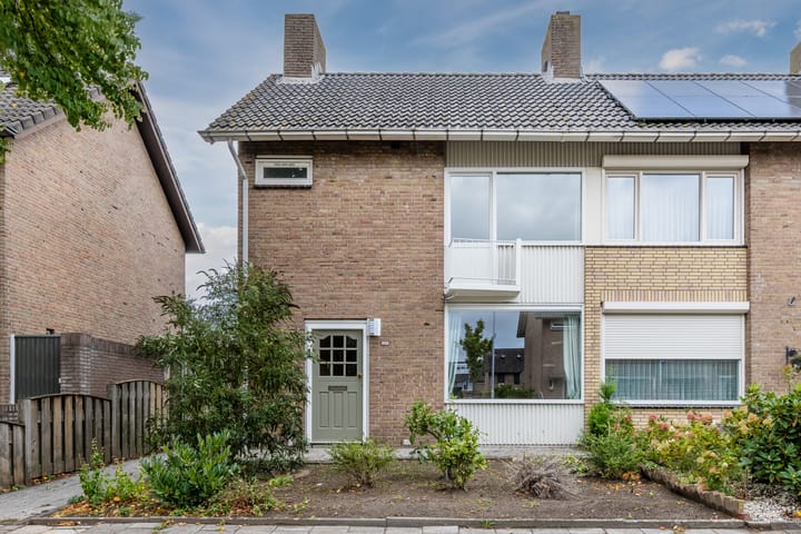 Johannes Heerstraat 13 in Best