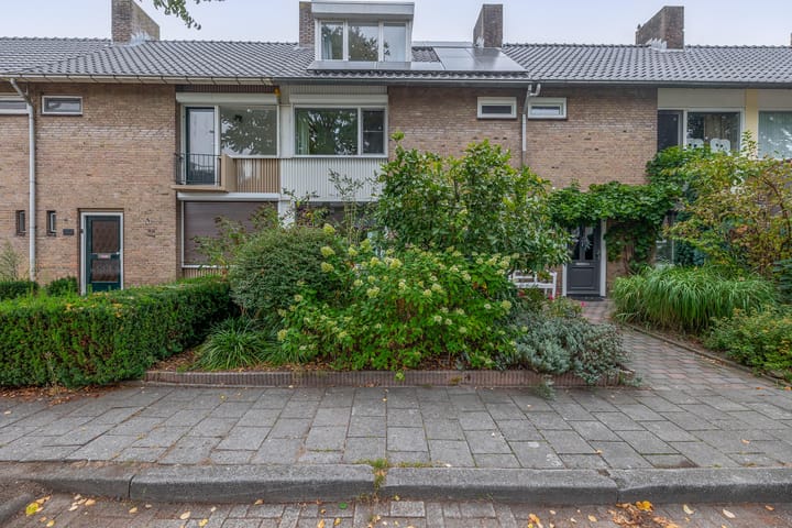 Johannes Heerstraat 27 in Best Foto