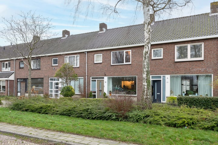 Johannes Poststraat 16 in Heemskerk