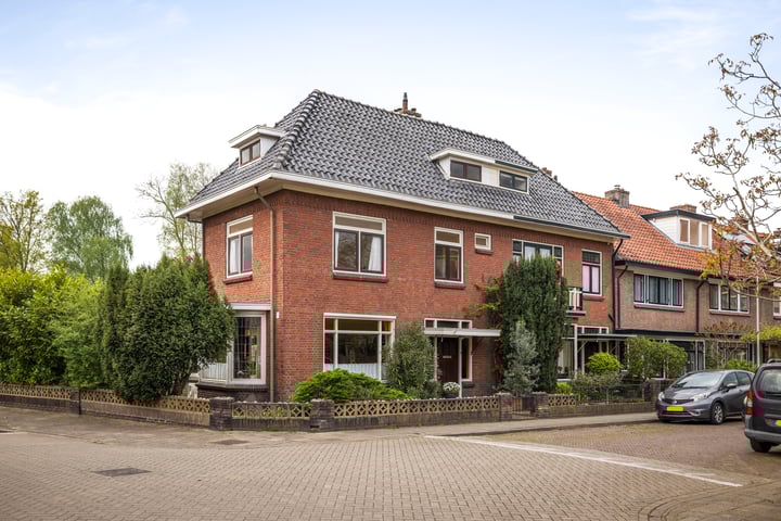 Johannes Sinthenstraat 13 in Deventer