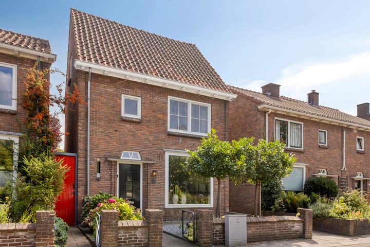 Johannes ter Horststraat 43 in Enschede photo