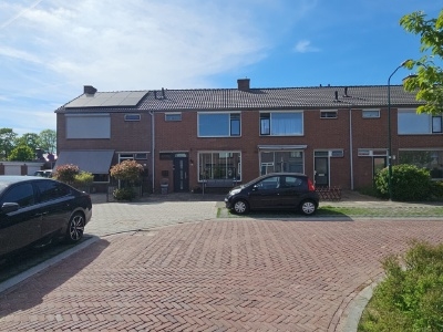 Johannes Vermeerstraat 8 in Bunschoten-Spakenburg