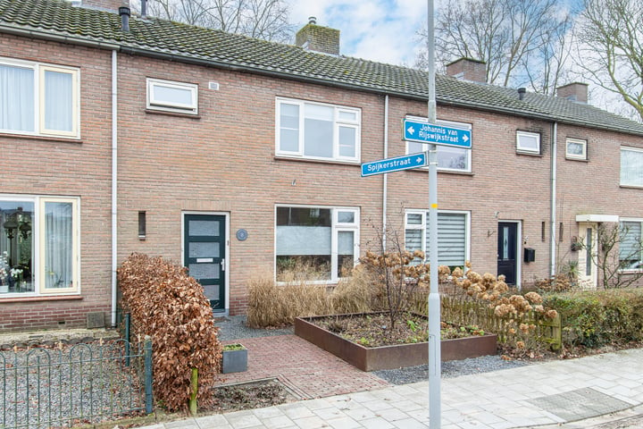 Johannis van Rijswijkstr 8 in Gameren