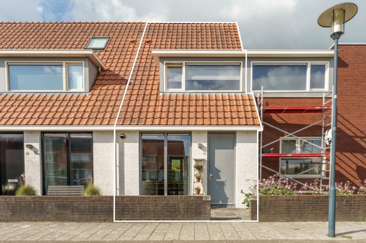 Photo of property John Lennonplein 61, Middelburg