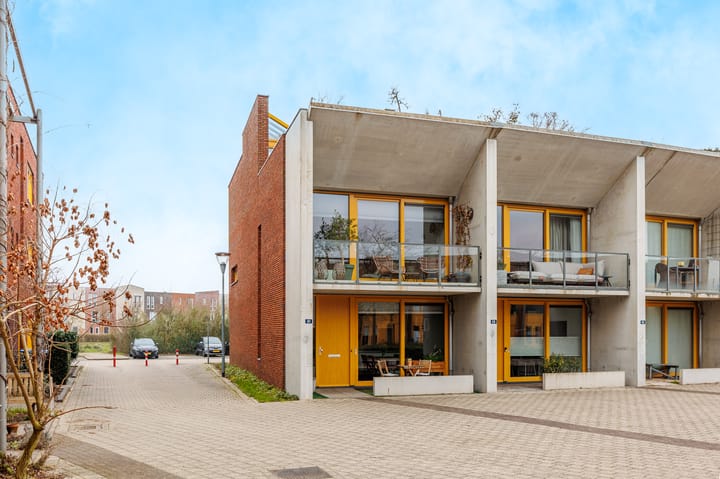 John Lennonstraat 41 in Lent foto