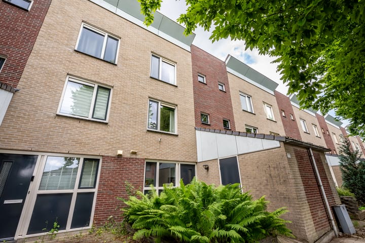 John Raedeckerhof 171 in Hoorn