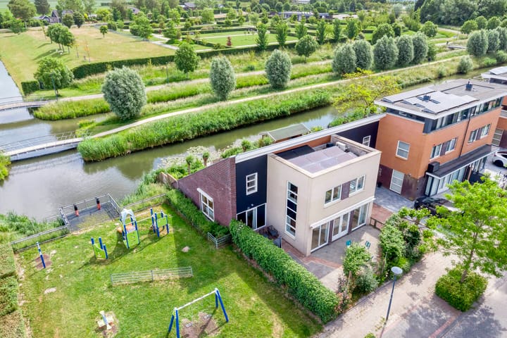John Raedeckerhof 208 in Hoorn