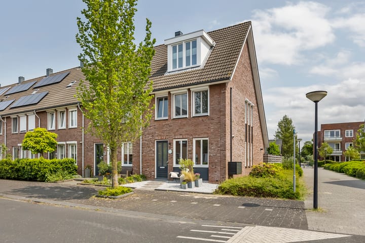Jonathan 48 in Hardinxveld-Giessendam foto