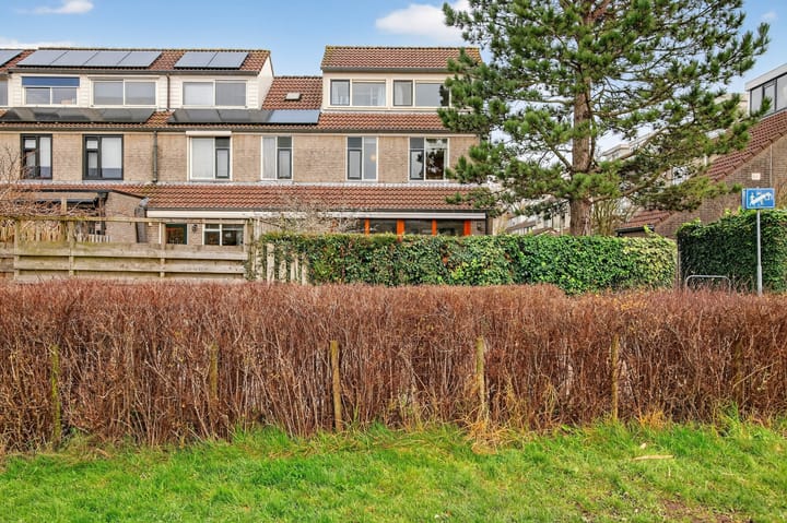 Photo of property Jonge Linde 36, Ouderkerk aan de Amstel