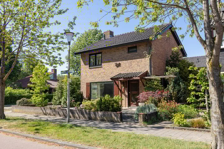 Jongkindstraat 1 in Denekamp Foto