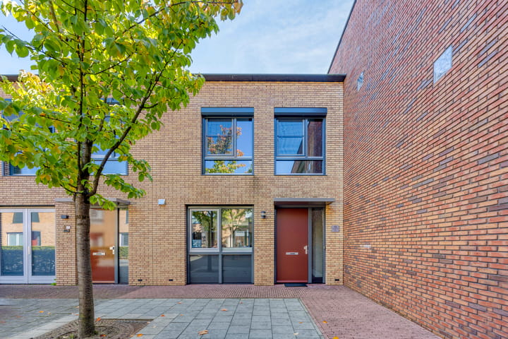 Joop den Uylhof 15 in Veenendaal