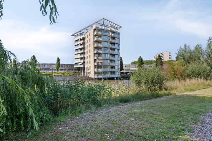 Photo of property Joop den Uyllaan 113, Schiedam