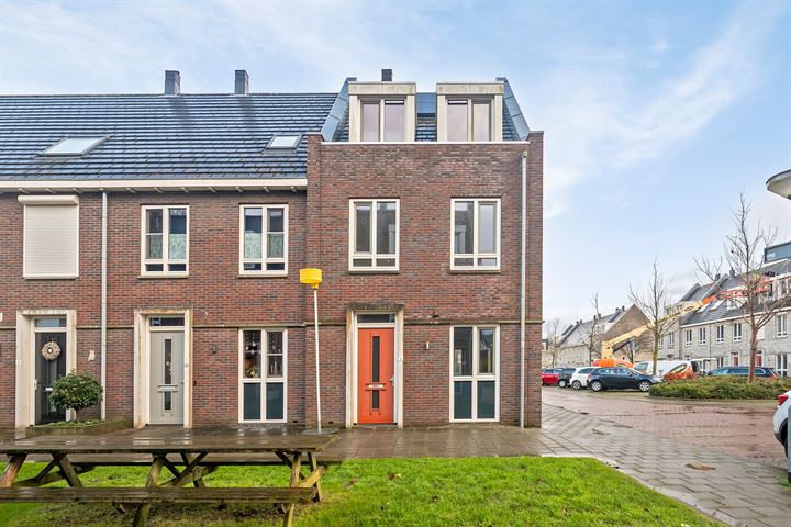 Joop den Uylstraat 16 in Dordrecht