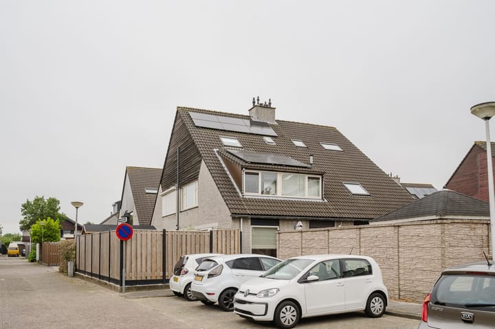 Photo of property Jordaanstraat 17, Spijkenisse