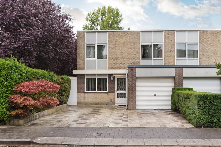 Josephine van Gasterenlaan 48 in Amstelveen