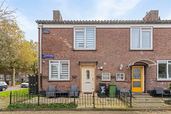 Josephus Jittastraat 33 in Amsterdam